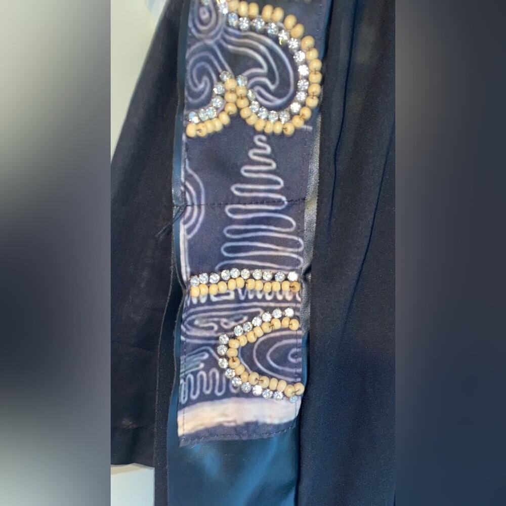 D Square Black & Gold Blouse - Satin Details, Zipper Front - Picture 9 of 11